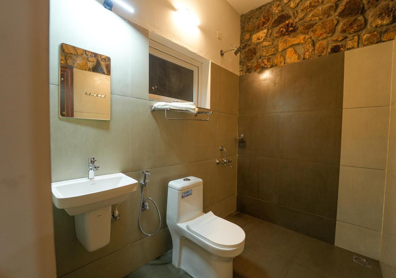 Tiyans Stone Castle Private Tea Villa Vagamon By Voye Homes Buitenkant foto