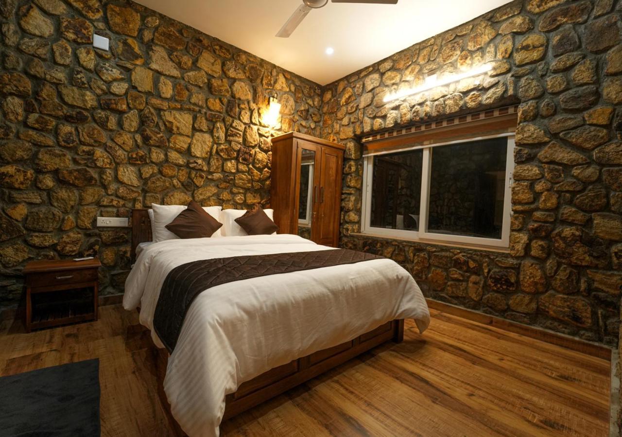 Tiyans Stone Castle Private Tea Villa Vagamon By Voye Homes Buitenkant foto